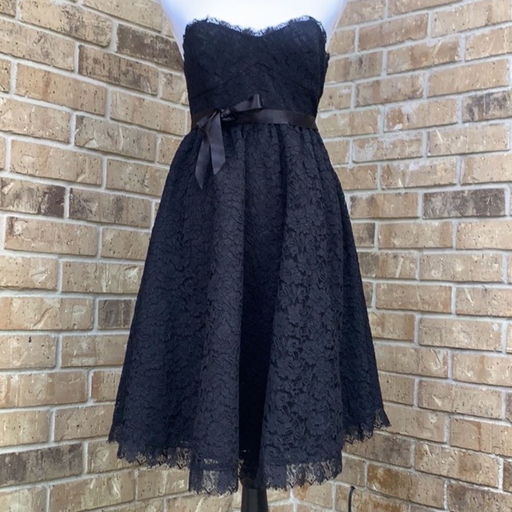 Black Lace Sweetheart Strapless Formal Dress